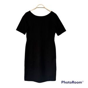 Ann Taylor Black Ponte V-Back Sheath Dress Size 4